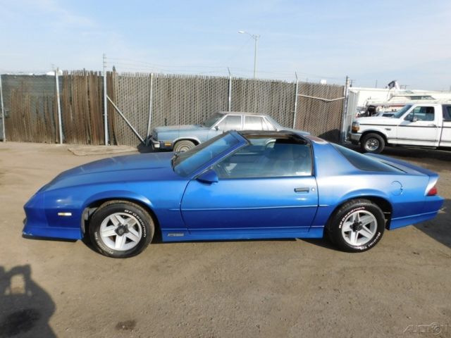 1989 Chevrolet Camaro RS - photo 7