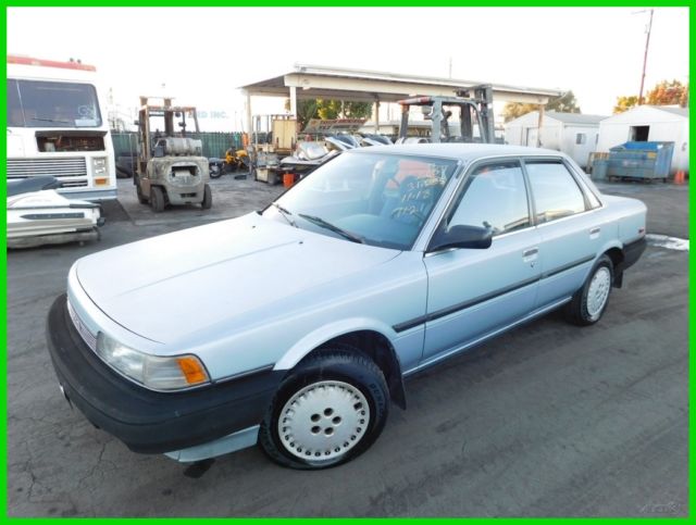 C 1989 Toyota Camry Deluxe Used 2L I4 16V Automatic NO RESERVE 1989 Toyota Camry Deluxe