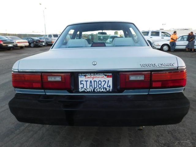 1989 Toyota Camry Deluxe - photo 5