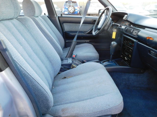 1989 Toyota Camry DLX Sedan 4-Door - photo 13