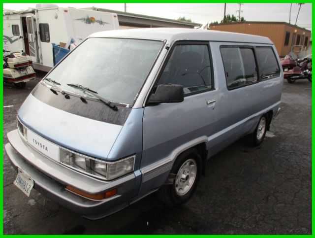 C 1989 Toyota Van LE Used 2.2L I4 8V Automatic NO RESERVE 1989 Toyota Other LE
