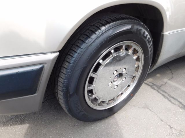 1990 Mercedes-Benz 300-Series 4 Dr - photo 8