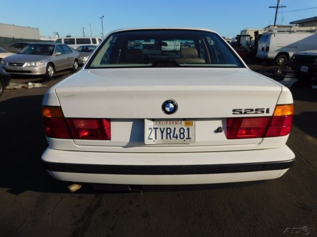 1990 BMW 5-Series 525i - photo 6