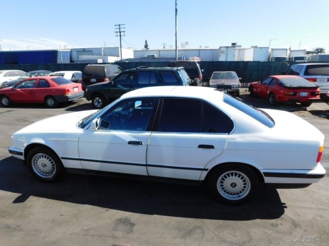 1990 BMW 5-Series 525i - photo 2