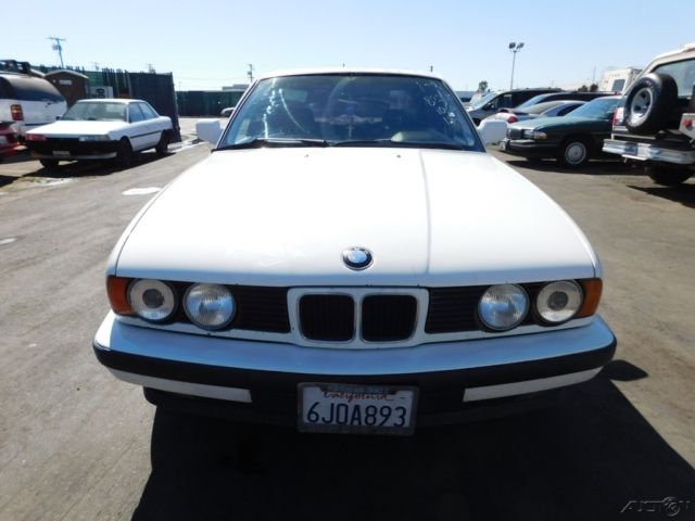1990 BMW 5-Series 525i - photo 8