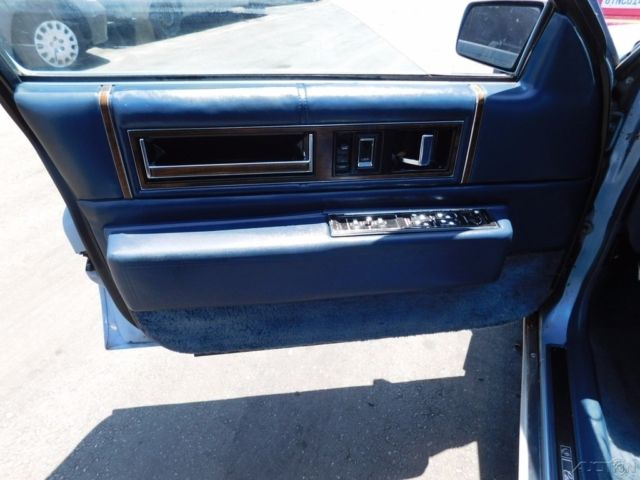 1990 Cadillac DeVille - photo 11