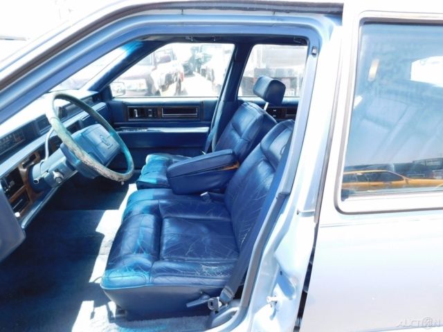 1990 Cadillac DeVille - photo 12