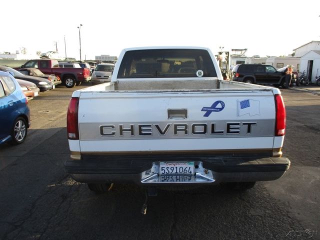 1990 Chevrolet C/K Pickup 2500 K2500 - photo 3