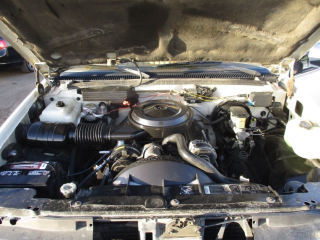 1990 Chevrolet C/K Pickup 2500 K2500 - photo 9