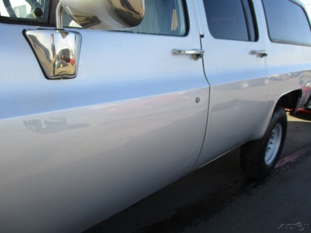 1990 Chevrolet Suburban V2500 - photo 12