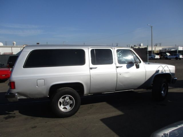 1990 Chevrolet Suburban V2500 - photo 6