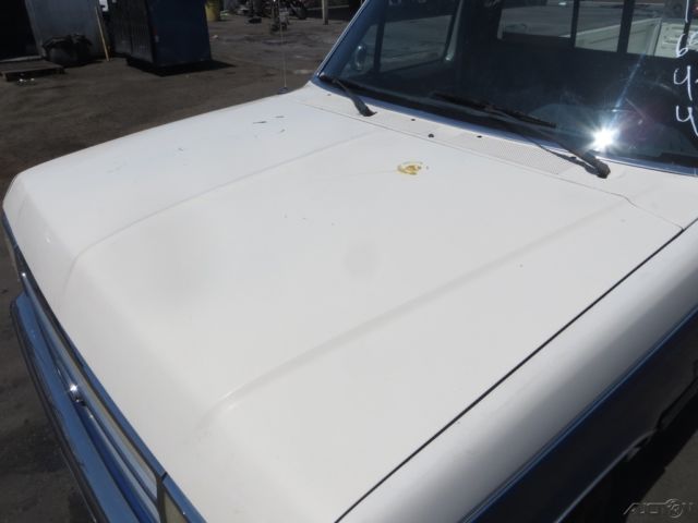 1990 Ford F-150 XLT Lariat Standard Cab Pickup 2-Door - photo 10