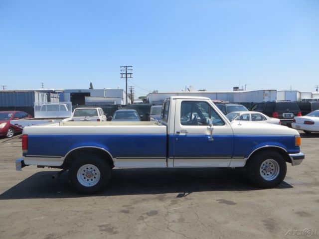 1990 Ford F-150 XLT Lariat Standard Cab Pickup 2-Door - photo 2