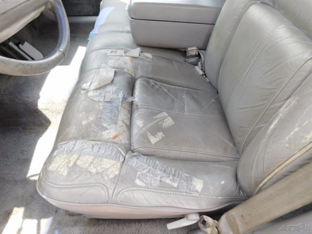 1990 Cadillac DeVille - photo 11