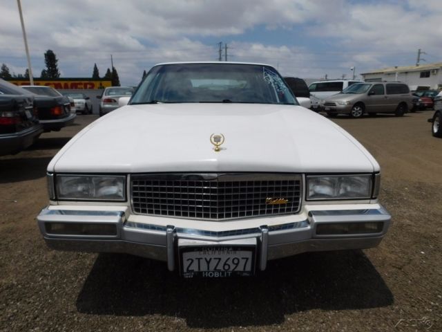 1990 Cadillac DeVille - photo 2