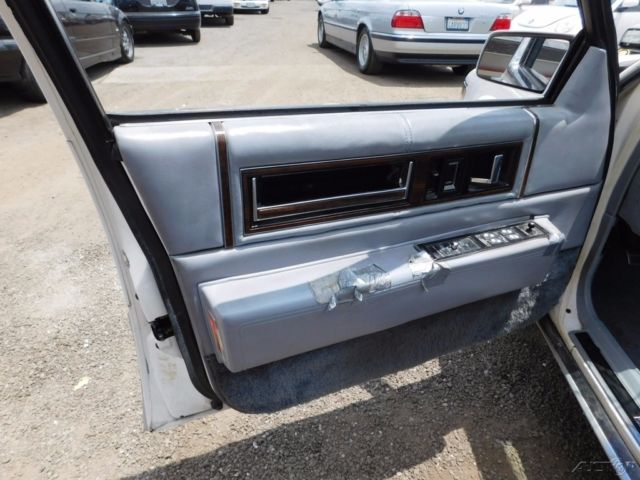 1990 Cadillac DeVille - photo 9