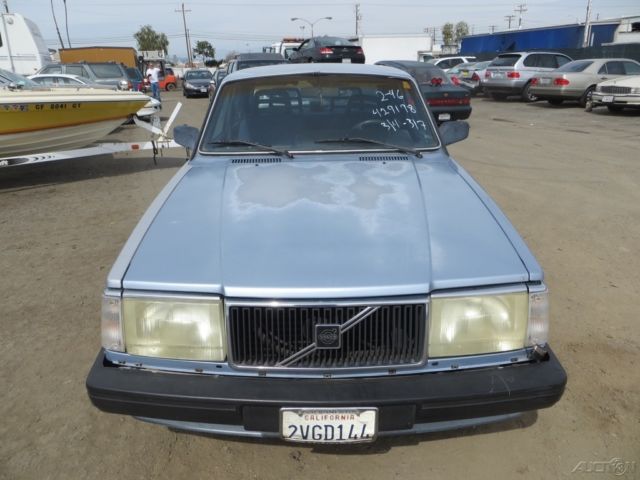 1990 Volvo 240 DL - photo 4