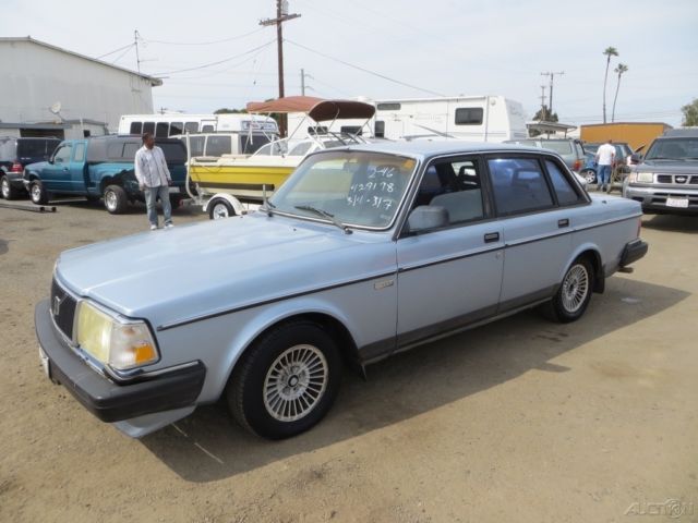 1990 Volvo 240 DL - photo 6