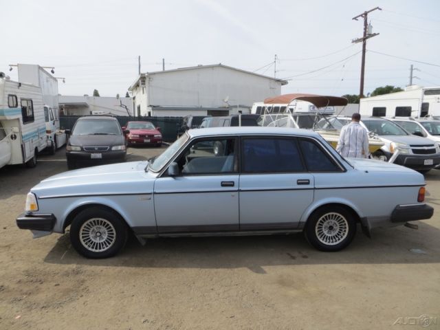 1990 Volvo 240 DL - photo 8