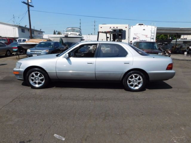 1991 Lexus LS - photo 2