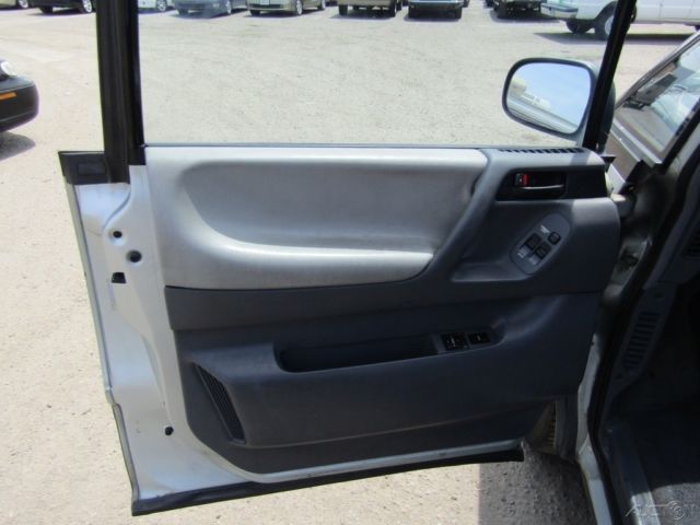 1991 Toyota Previa Deluxe - photo 11
