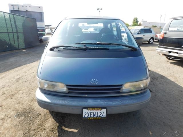 1991 Toyota Previa - photo 2