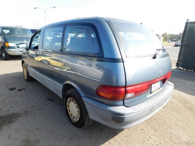 1991 Toyota Previa - photo 4