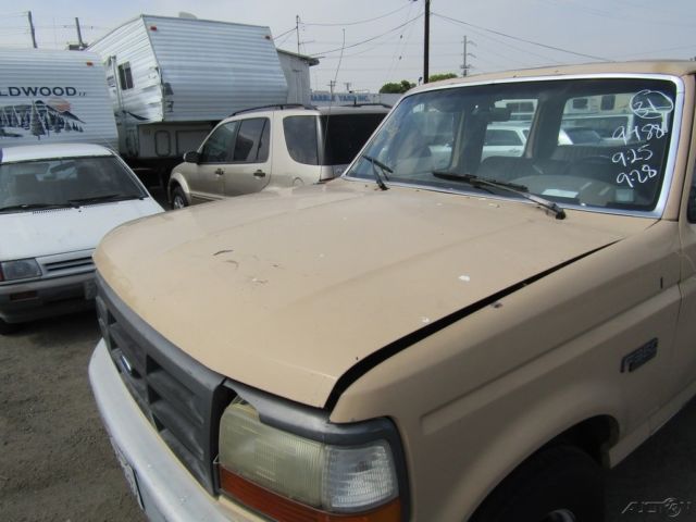 1992 Ford F-350 Custom - photo 8