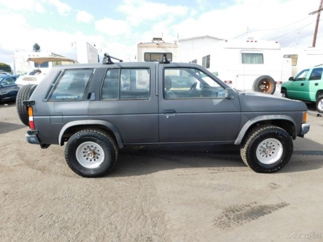 1992 Nissan Pathfinder XE - photo 5