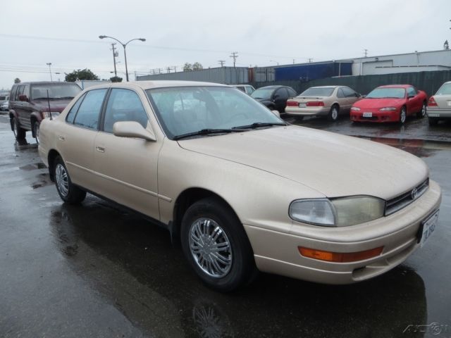 1992 Toyota Camry LE - photo 7