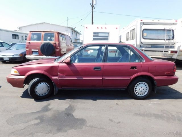 1992 Toyota Corolla LE - photo 2