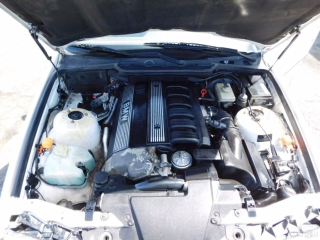 1993 BMW 3-Series i - photo 10