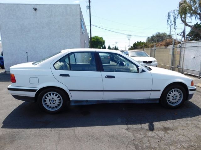 1993 BMW 3-Series i - photo 6