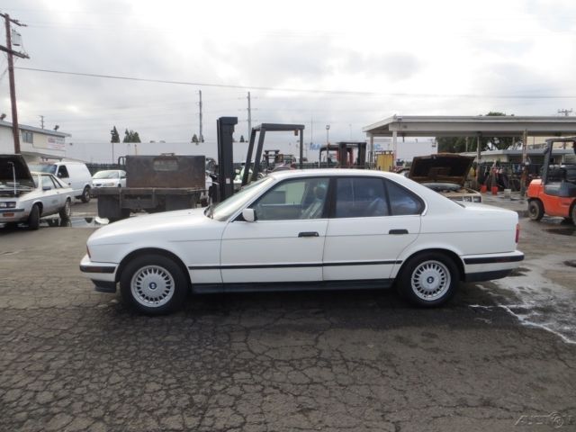 1993 BMW 5-Series i - photo 2