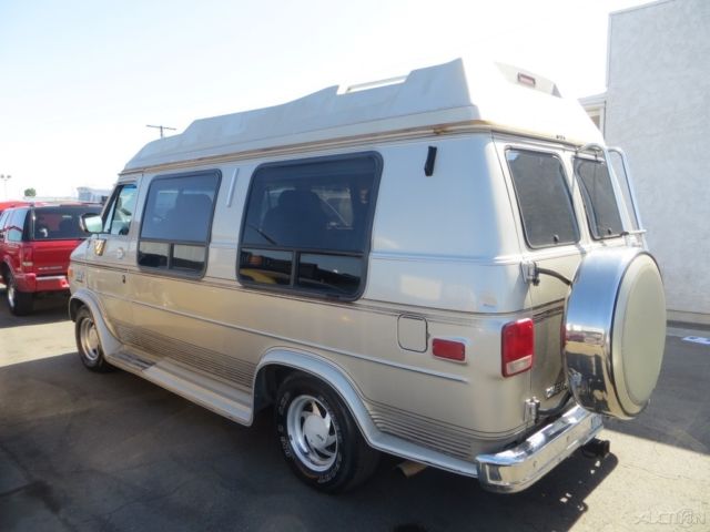 1993 Chevrolet Other G20 - photo 2