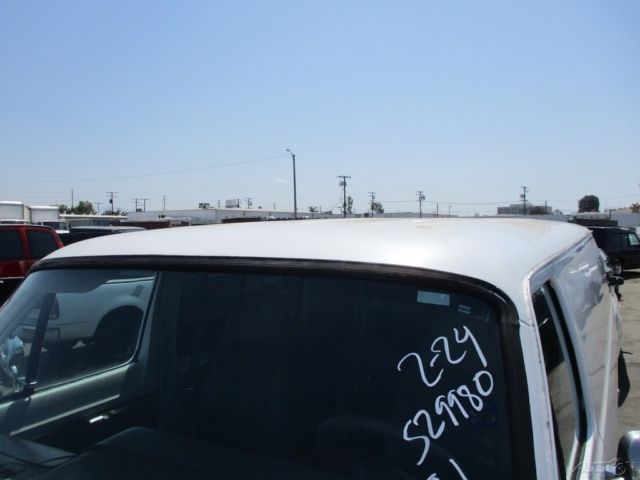1993 Dodge Ram 2500 - photo 12
