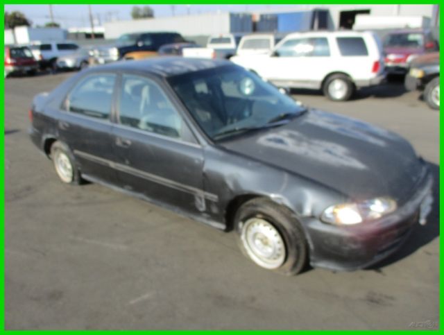 C 1993 Honda Civic DX Used 1.5L I4 16V Manual Sedan NO RESERVE 1993 Honda Civic DX