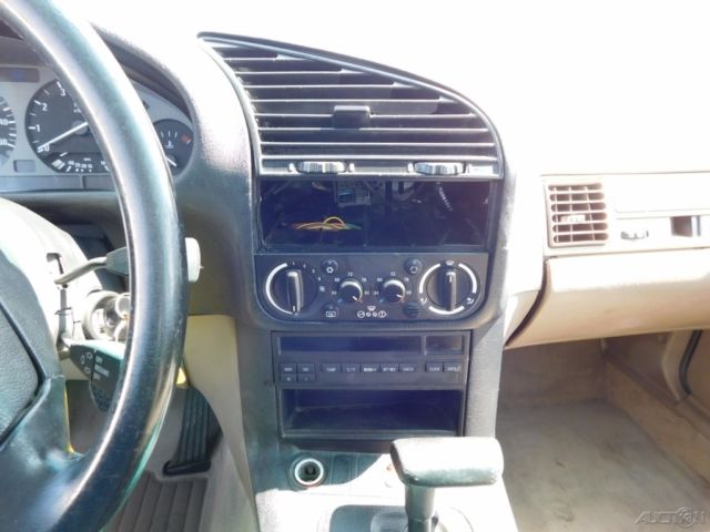 1993 BMW 3-Series i - photo 11