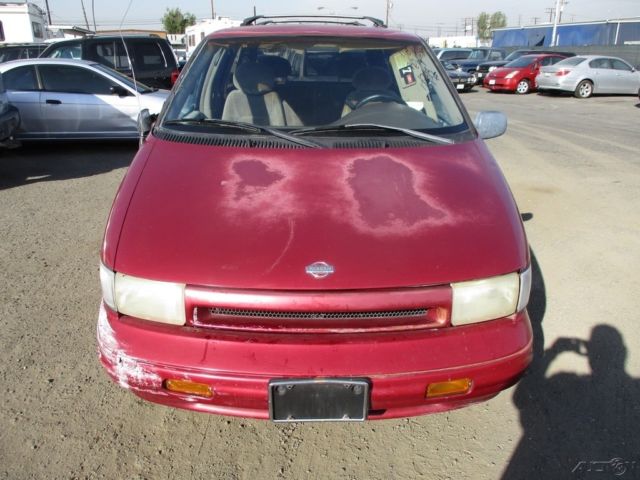 1993 Nissan Quest XE - photo 2