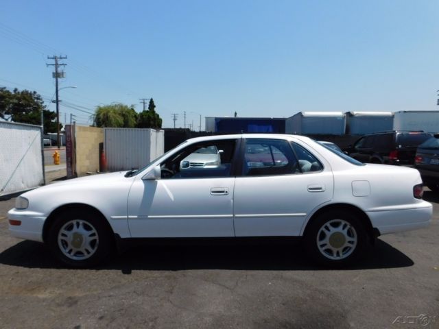 1993 Toyota Camry XLE V6 - photo 2