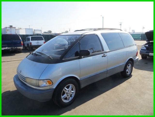 C 1993 Toyota Previa LE Used 2.4L I4 16V Automatic Minivan/Van NO RESERVE 1993 Toyota Previa LE
