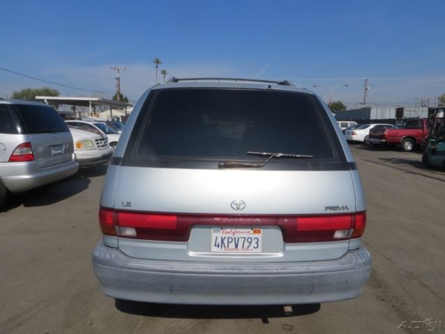 1993 Toyota Previa LE - photo 3