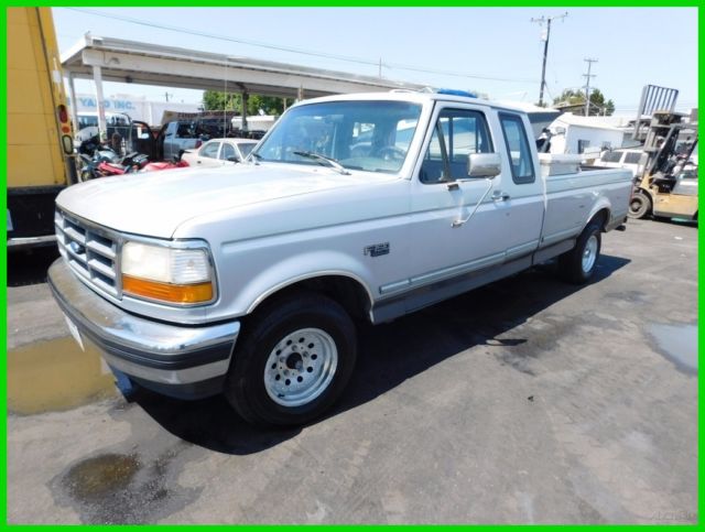 C 1993 XL Used 5.8L V8 16V Automatic Pickup Truck NO RESERVE 1993 Ford F-150 XL