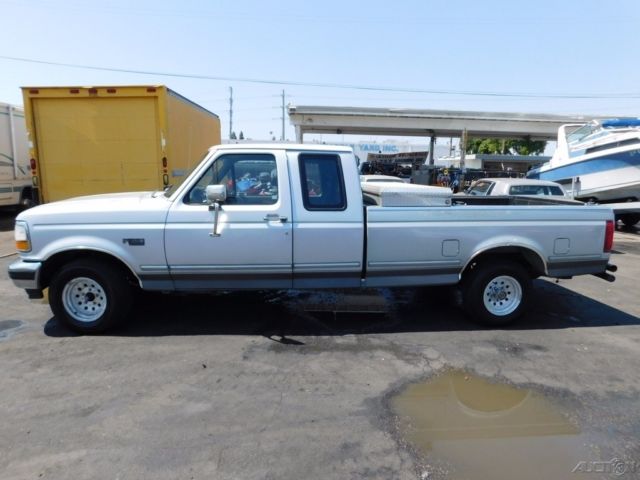 1993 Ford F-150 XL - photo 2