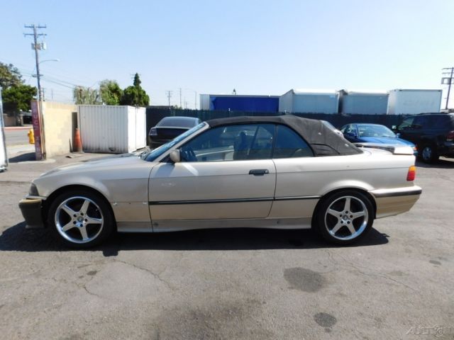1994 BMW 3-Series i - photo 2