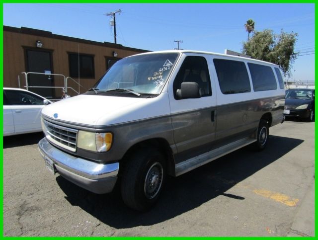 C 1994 Ford Club Wagon XLT Used 7.5L V8 16V Automatic Wagon NO RESERVE 1994 Ford E-Series Van XLT