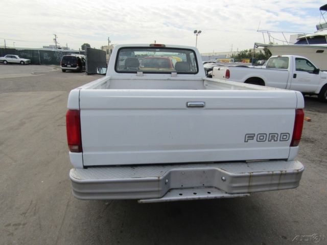 1994 Ford F-150 XL - photo 4