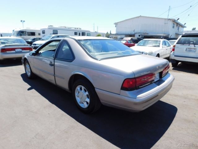 1994 Ford Thunderbird LX - photo 3
