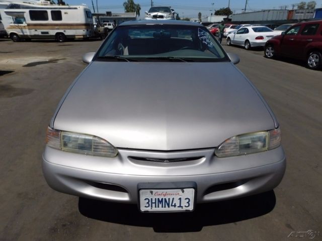 1994 Ford Thunderbird LX - photo 8
