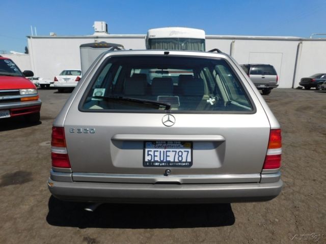1994 Mercedes-Benz E-Class E320 (STD is Estimated) - photo 4